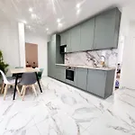 Spacious Family Near Sea - * ניס