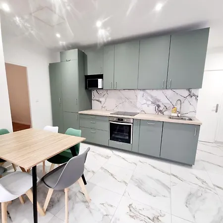 Apartamento Spacious Family Near Sea -